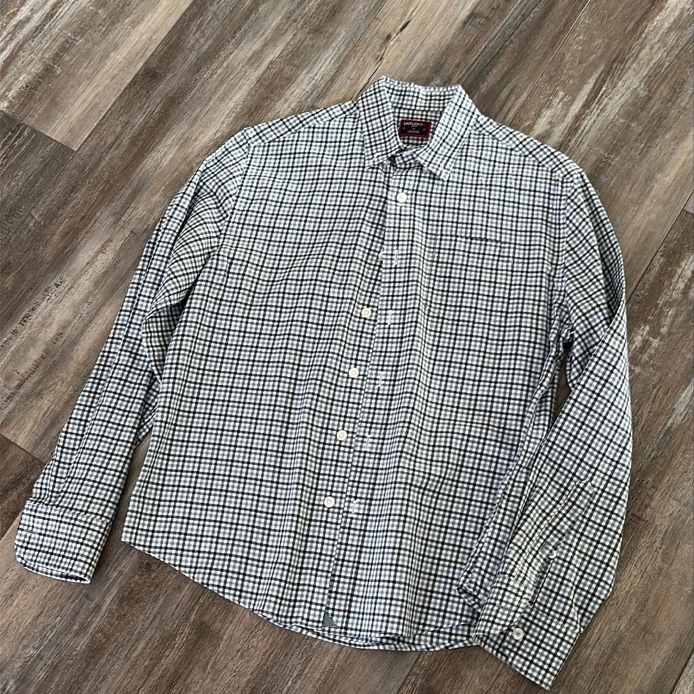 Untuckit Martone boys button down plaid shirt size 14